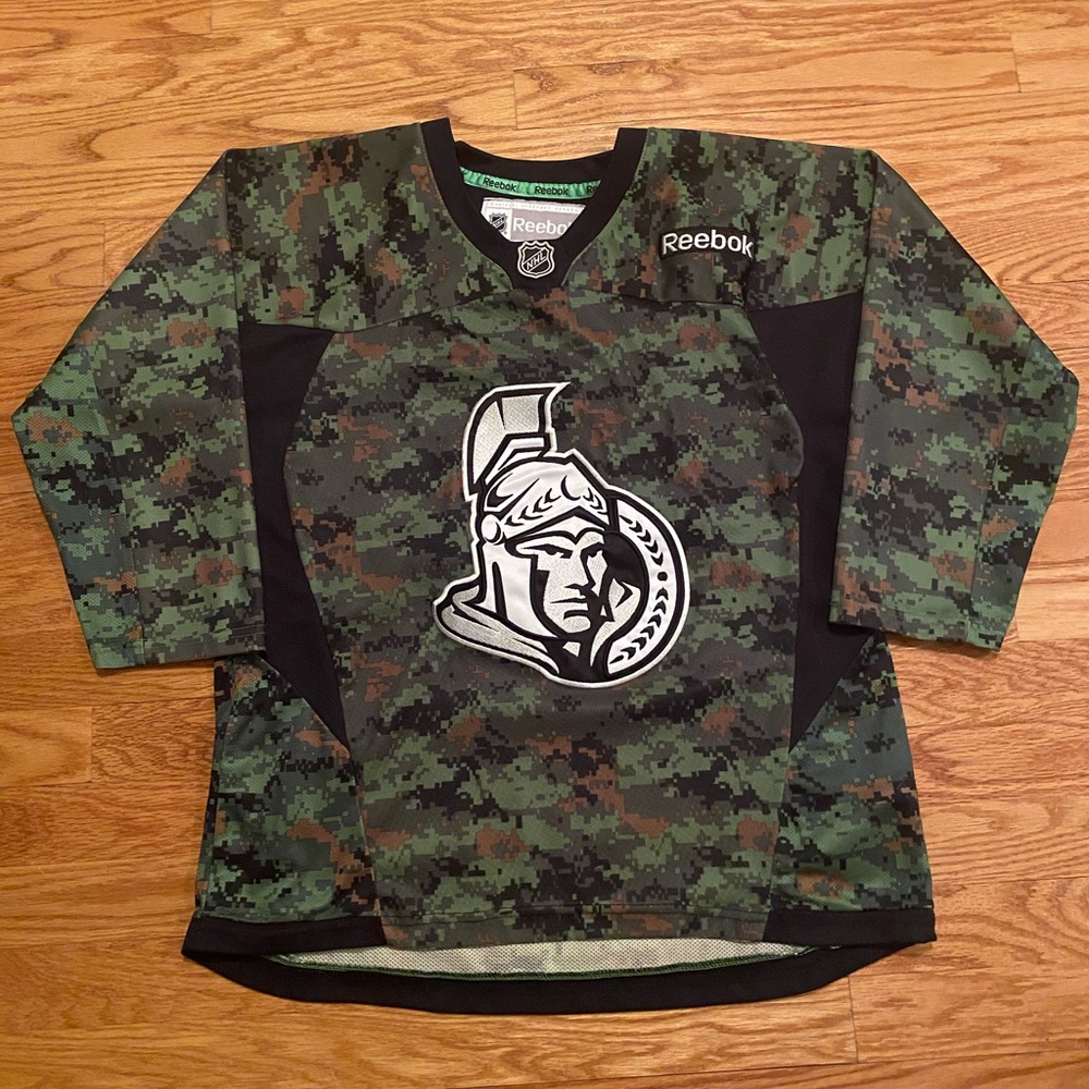 Youth Camo Reebok Ottawa Senators Jersey - XL